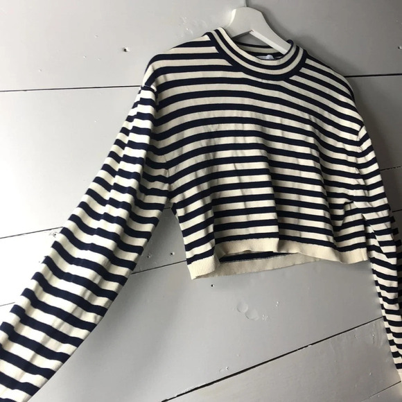 Zara Striped Crop Blue White Knit Size Small - Picture 7 of 8